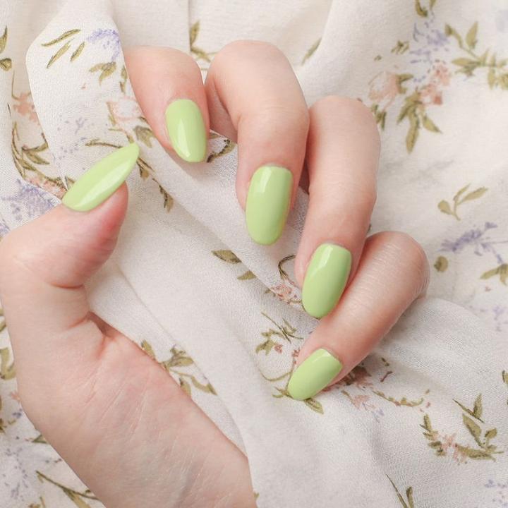 Cosplus - 0121 Nail Gel Polish Macaron Collection 104 Mint Green 8ml