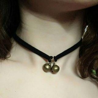 Small Bell Choker