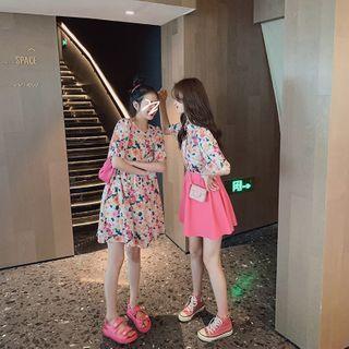Floral Cutout Short-sleeve Blouse / Midi A-line Skirt