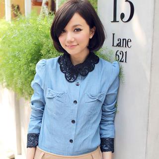 Lace-collar Blouse
