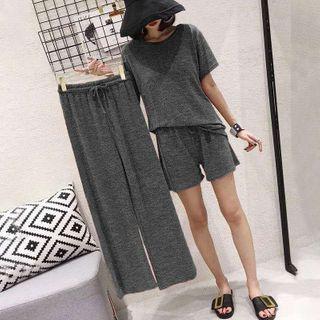 Set: Short-sleeve T-shirt + Sweatshorts + Sweatpants