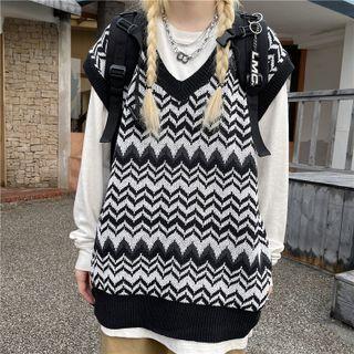 V-neck Two Tone Jacquard Knit Vest