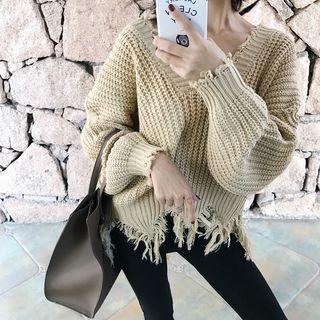 Frayed V-neck Chunky Knit Sweater