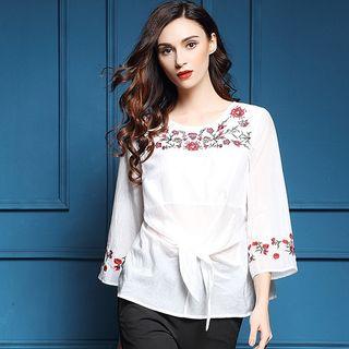 Floral Embroidered 3/4-sleeve Top