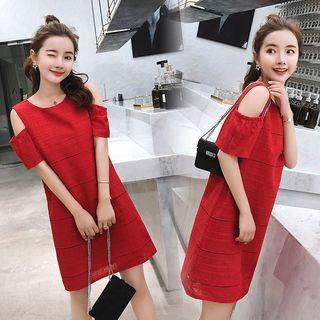 Short-sleeve Cutaway-shoulder Plain Dress