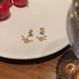 Rhinestone Knot Alloy Swing Earring 1 Pair - White Faux Pearl - Gold - One Size