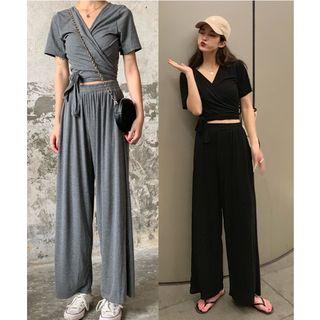 Set: V-neck Cropped Short-sleeve T-shirt + Wide-leg Pants