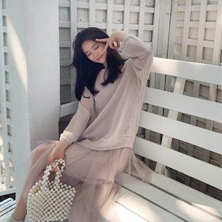 Set: Irregular Hem Sweater + Mesh Midi Tiered Skirt