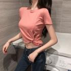 Short-sleeve Side Knotted Cropped T-shirt
