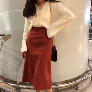 V-neck Cardigan / Button Detail Midi A-line Skirt