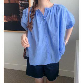 Puff-sleeve Plain Loose-fit Blouse / Frayed Denim Shorts