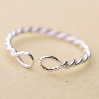 922 Sterling Silver Twisted Ring