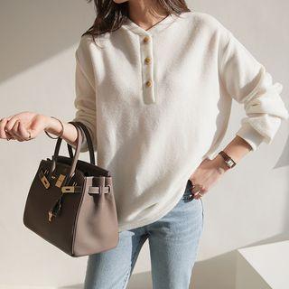 Button-neck Napped Pullover