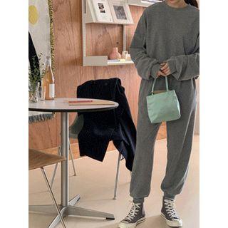 Set: Sweatshirt + Jogger Pants One Size