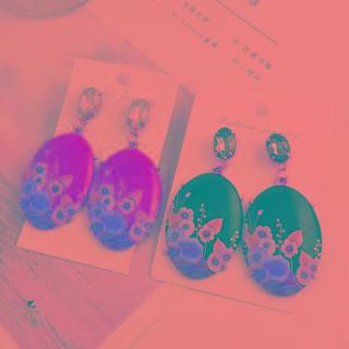 Floral Print Resin Drop Earring