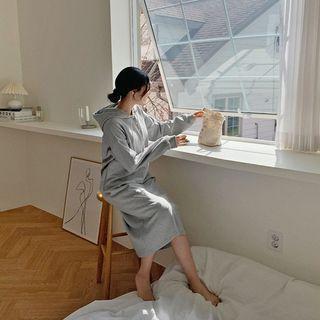 [lovb] Buttoned Long Hoodie Dress