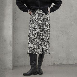 Slit-front Printed Long Skirt Black - One Size