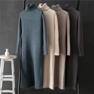 Long-sleeve Turtle-neck Midi Knit Dress