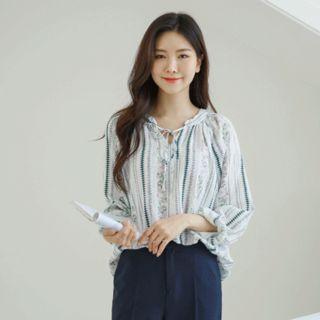 Raglan-sleeve Beribboned Patterned Blouse