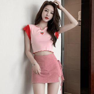 Short-sleeve Printed Cropped T-shirt / High-waist Plaid Lace-up Skort