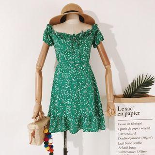 Floral Short-sleeve A-line Dress Green - One Size