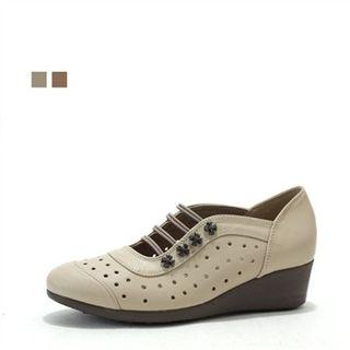 Genuine Leather Perforated Pumps