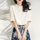 Short Sleeve Plain Button-back Blouse