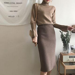 Slit-back Knit Pencil Skirt