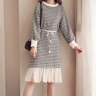 Mesh Hem Houndstooth Sweater Dress