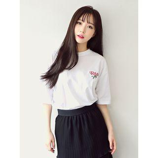 Rose Lettering Embroidered T-shirt