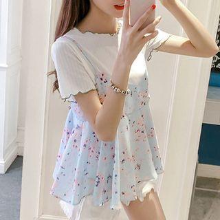 Set: V-neck Flower Print Camisole Top + Short-sleeve T-shirt