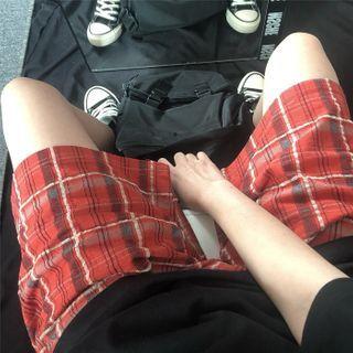 Band-waist Plaid Straight-cut Shorts