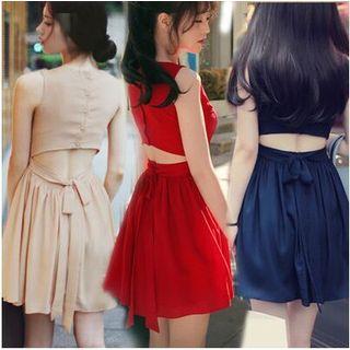 Sleeveless Tie-waist Cutout Plain Dress