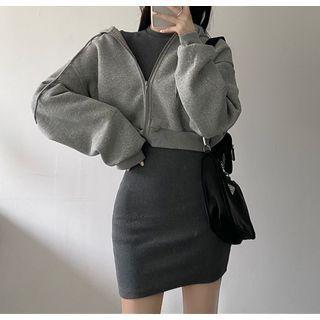 Long-sleeve Plain Mini Dress / Plain Hooded Zip Cropped Jacket