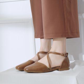 Square-toe Cross Strap Sandals