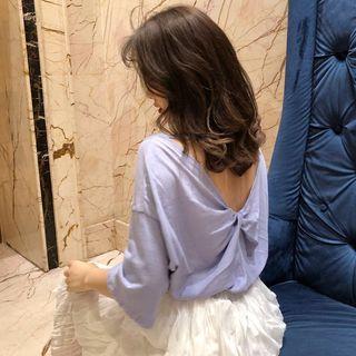 Elbow-sleeve Twisted Back T-shirt