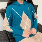 Hood Diamond Check Sweater / A-line Midi Skirt
