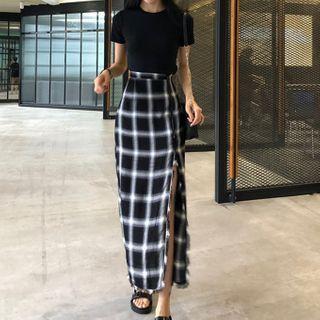 Set: Short Sleeve Plain T-shirt + Plaid Slit A-line Skirt
