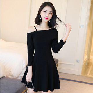 Asymmetric Cutout Shoulder A-line Dress