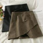 Houndstooth Ruched Mini Skirt