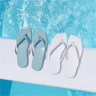 Square-toe Patent Flip-flops