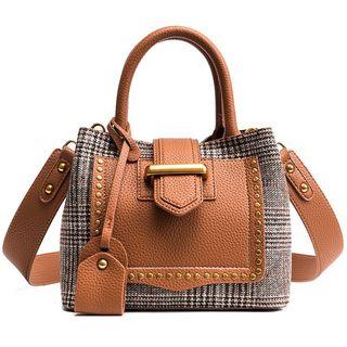 Set: Plaid Shoulder Bag + Zip Bag