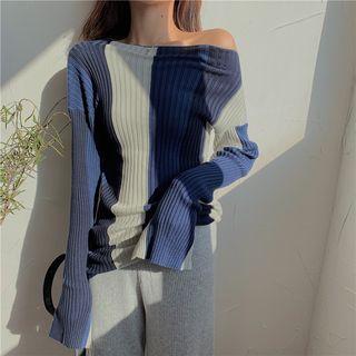 Mock-turtleneck Color Block Ribbed Knit Top / Wide Leg Pants