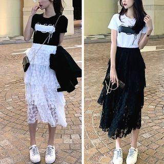 Print Short-sleeve T-shirt / Floral Skirt