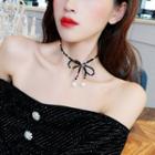 Faux Pearl Bow Choker As Shown In Figure - One Size