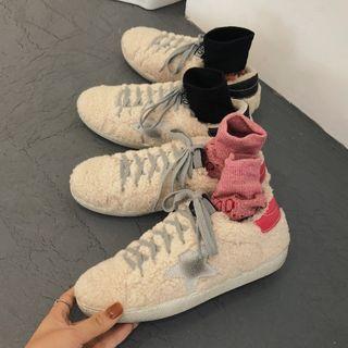Fleece-lined Star Furry Sneakers