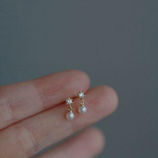 Pearl Sterling Silver Stud Earring