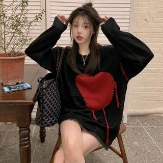 Long-sleeve Heart Embroidered Sweater Black - One Size