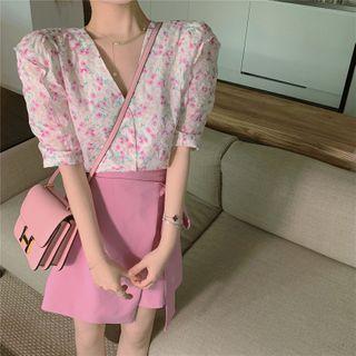 Puff-sleeve Floral Printed V-neck Blouse / High-waist Asymmetric Skirt