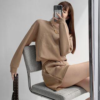 Set: Embroidered Loose-fit Sweatshirt + Shorts